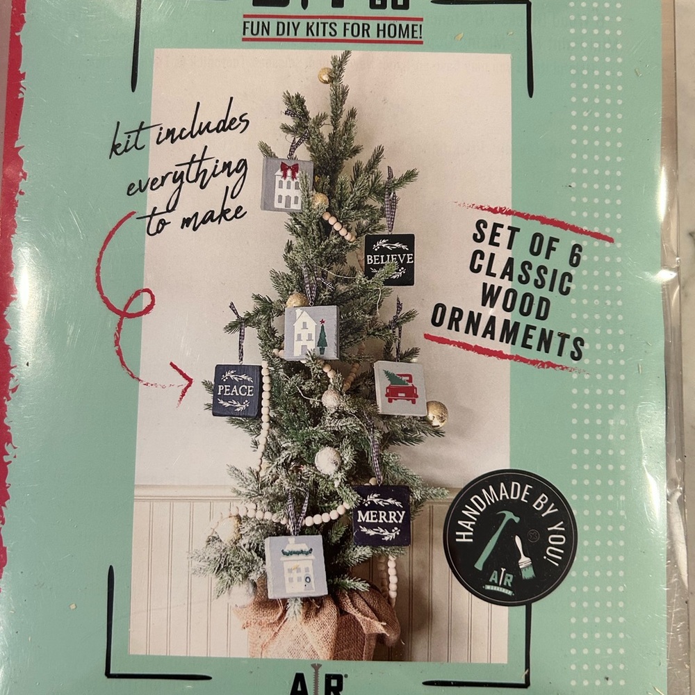 DIY Classic Wood Ornaments DIY Set - Green “Gnome Sweet Gnome”